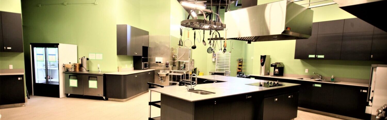 Room 109 – Kitchen | Size: 562 sq.ft. | Capacity: 20